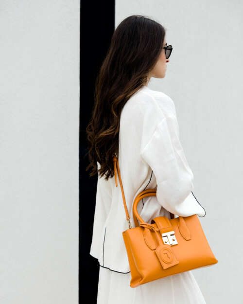 Trussardi Pre Tulip - Image 2