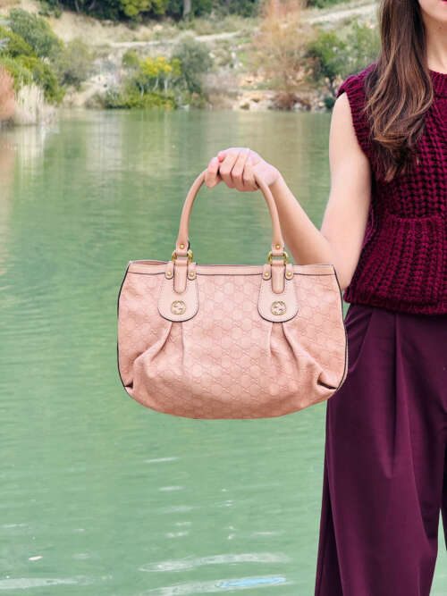 Gucci GG Guccissima Metallic parts in Pink