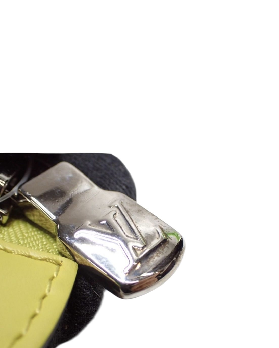 Louis Vuitton Epi Leather Pouch - Image 8