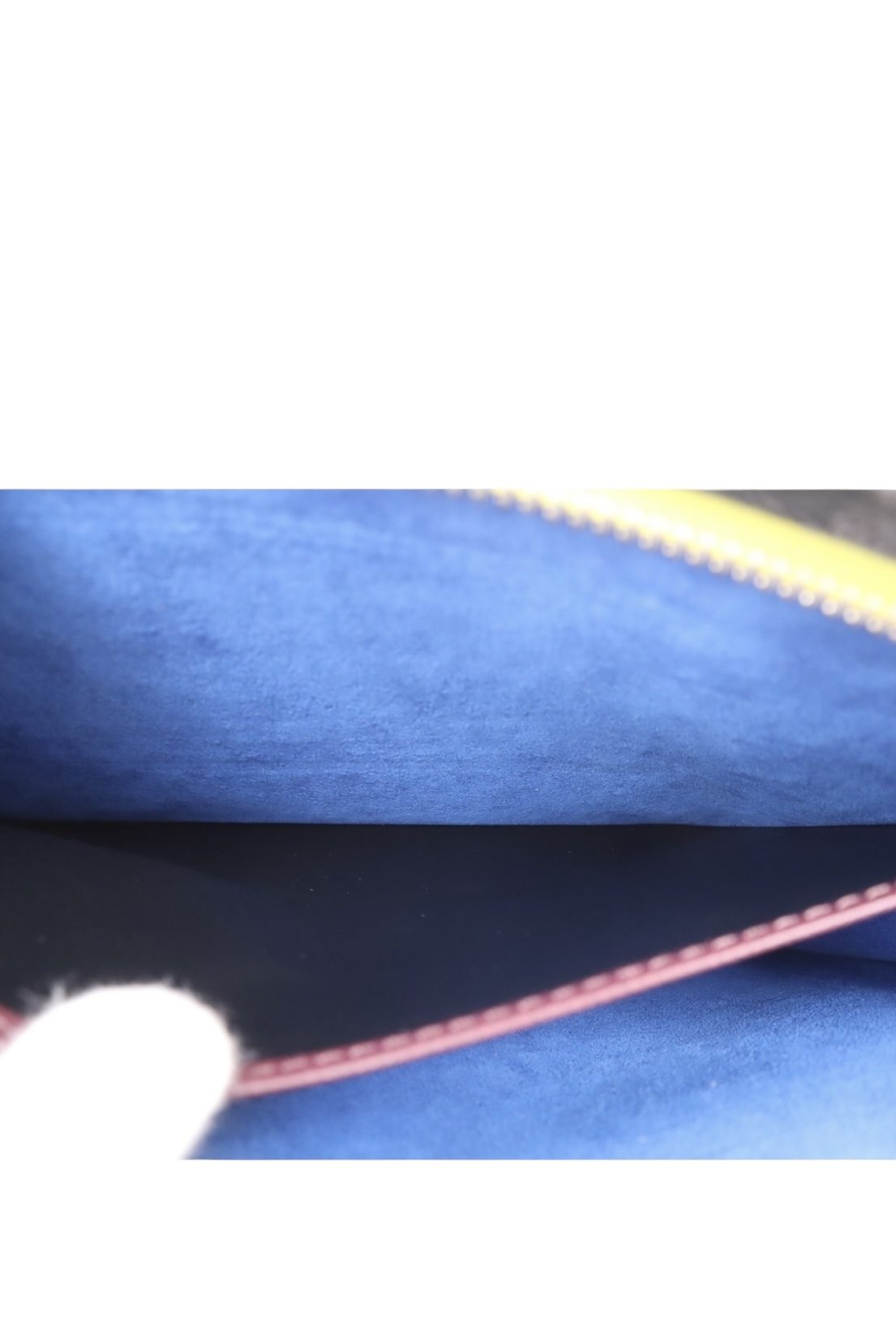 Louis Vuitton Epi Leather Pouch - Image 7