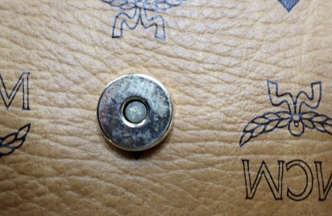 MCM Visetos Clutch - Image 6