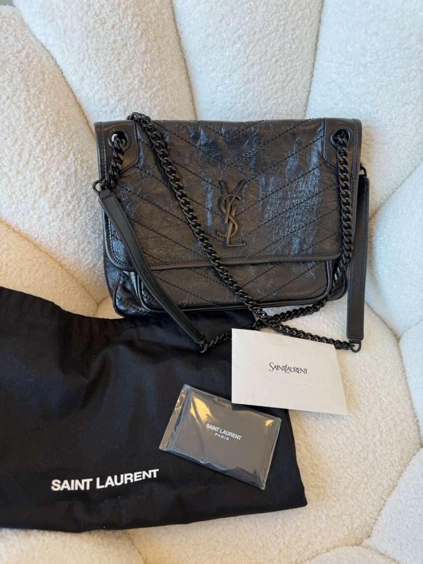 Saint Laurent Niki Messenger Bag