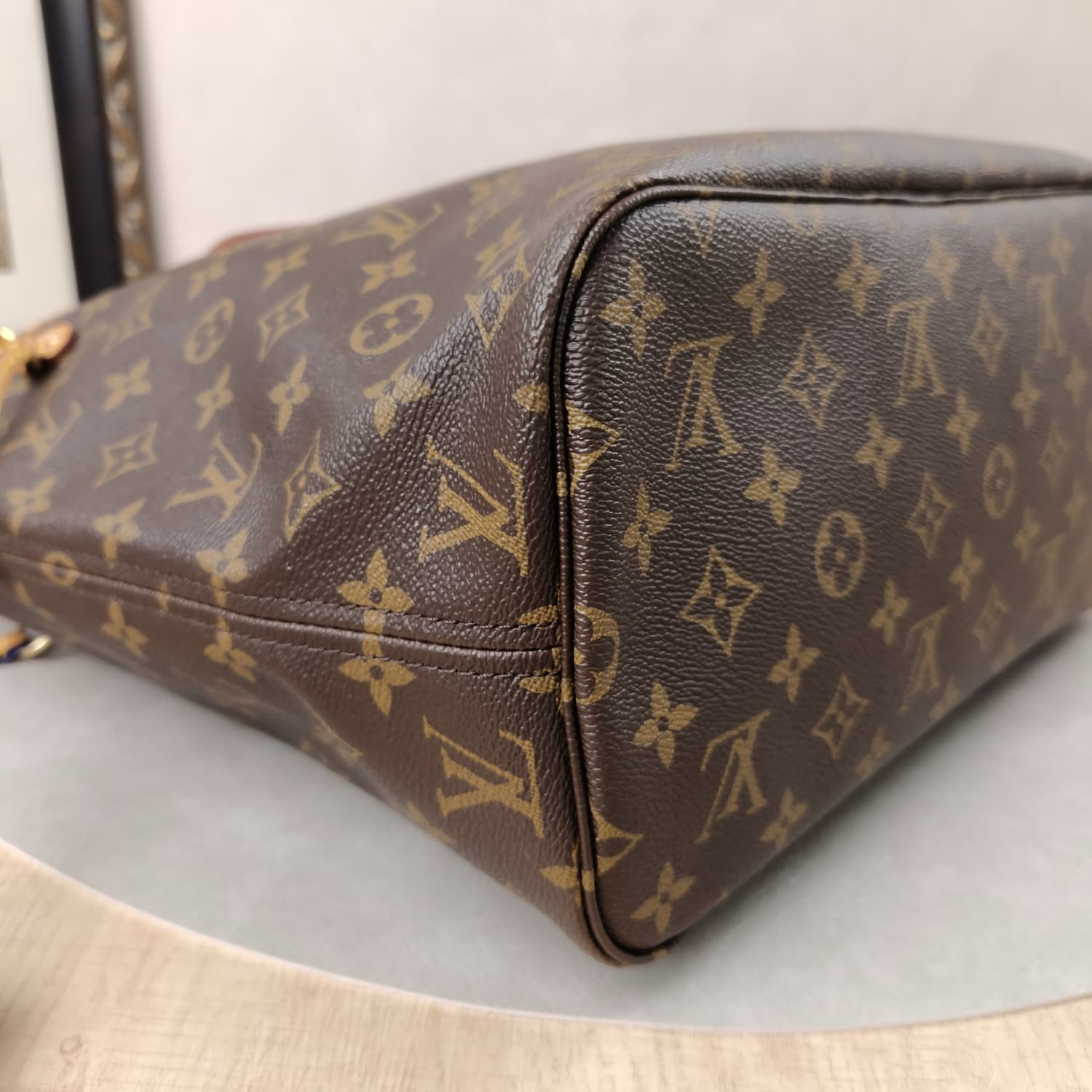 Louis Vuitton Neverfull MM Monogram Canvas — Καφέ Tote με Pochette — φωτογραφία 8