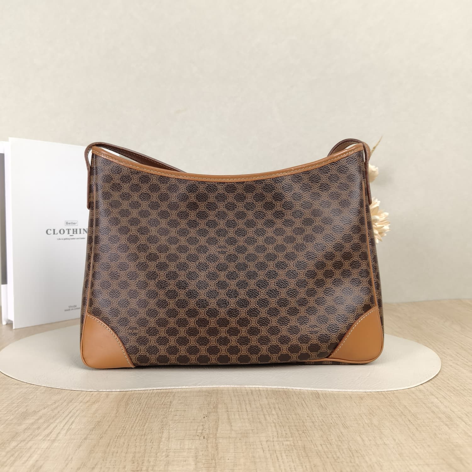 Céline Vintage Macadam Canvas — Καφέ Τσάντα Ώμου με Ταμπά Δέρμα — φωτογραφία 2