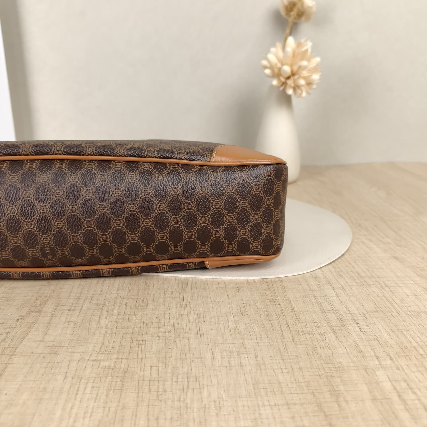 Céline Vintage Macadam Canvas — Καφέ Τσάντα Ώμου με Ταμπά Δέρμα — φωτογραφία 9