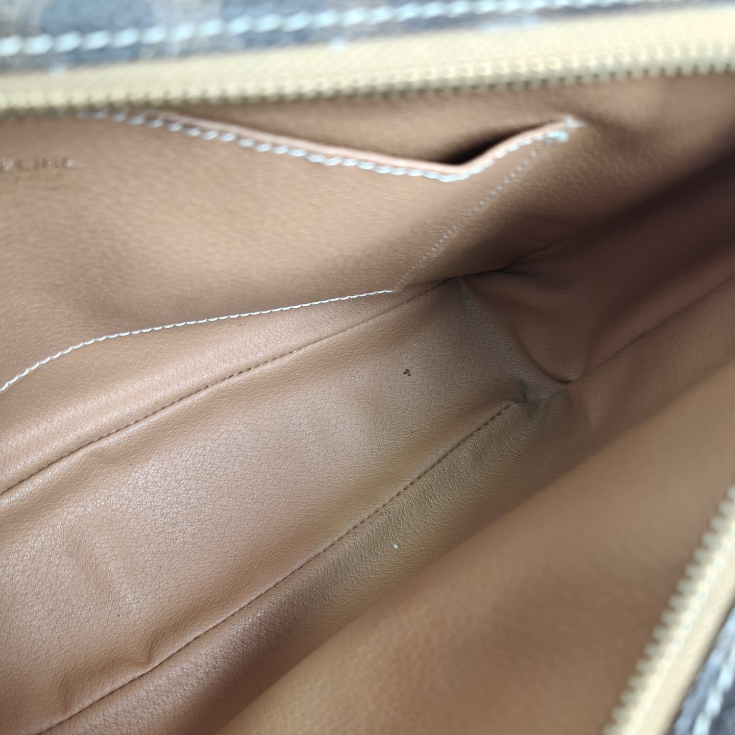 Céline Vintage Macadam Canvas — Καφέ Τσάντα Ώμου με Ταμπά Δέρμα — φωτογραφία 13
