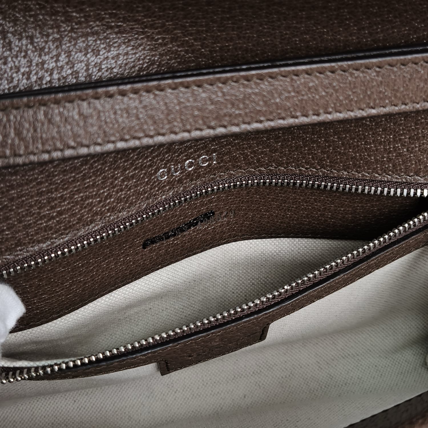 Gucci Dionysus GG Supreme — Τσαντάκι Ώμου με Web και Tiger Head — φωτογραφία 15
