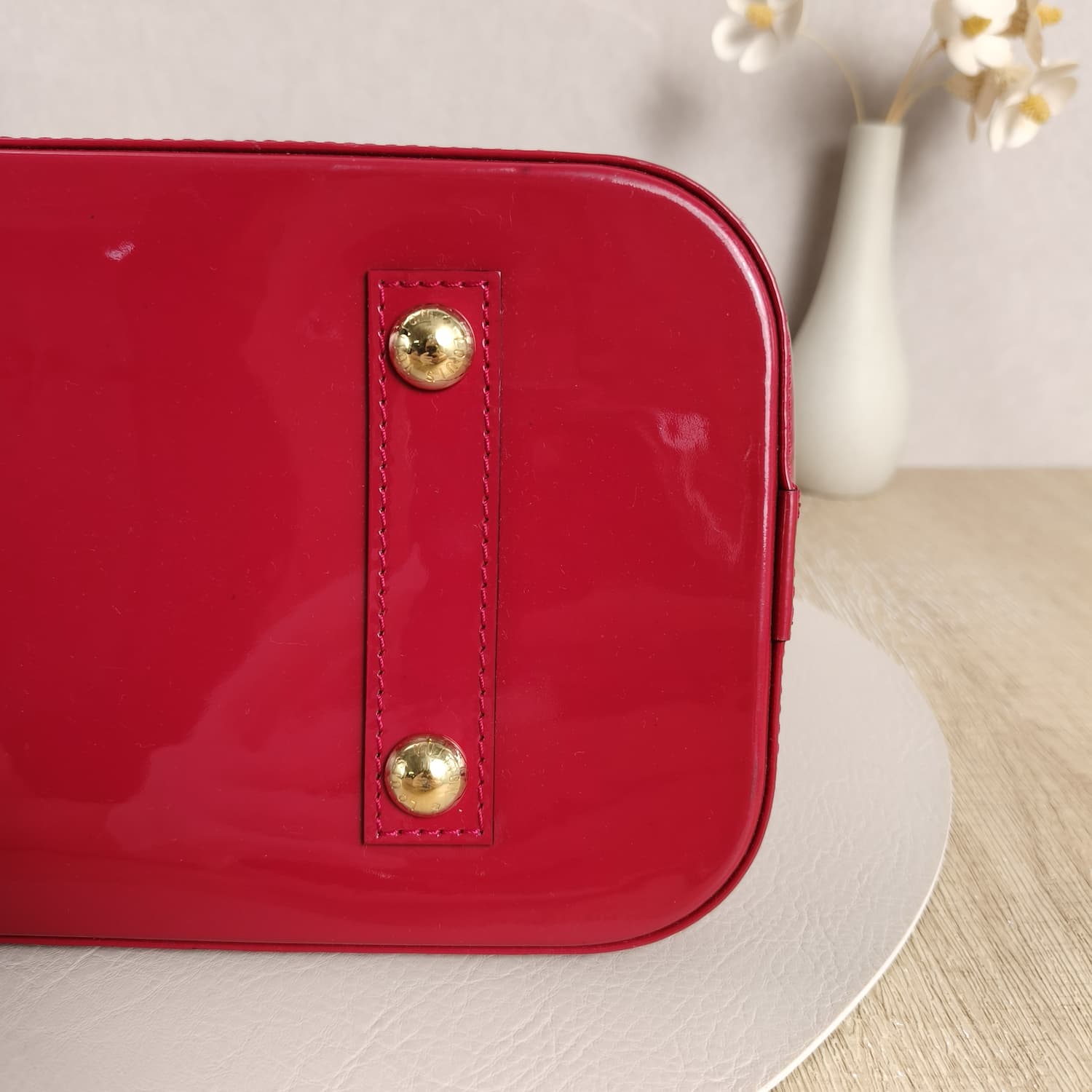 Louis Vuitton Alma PM Monogram Vernis — Κόκκινη Λουστρίνι Τσάντα — φωτογραφία 10
