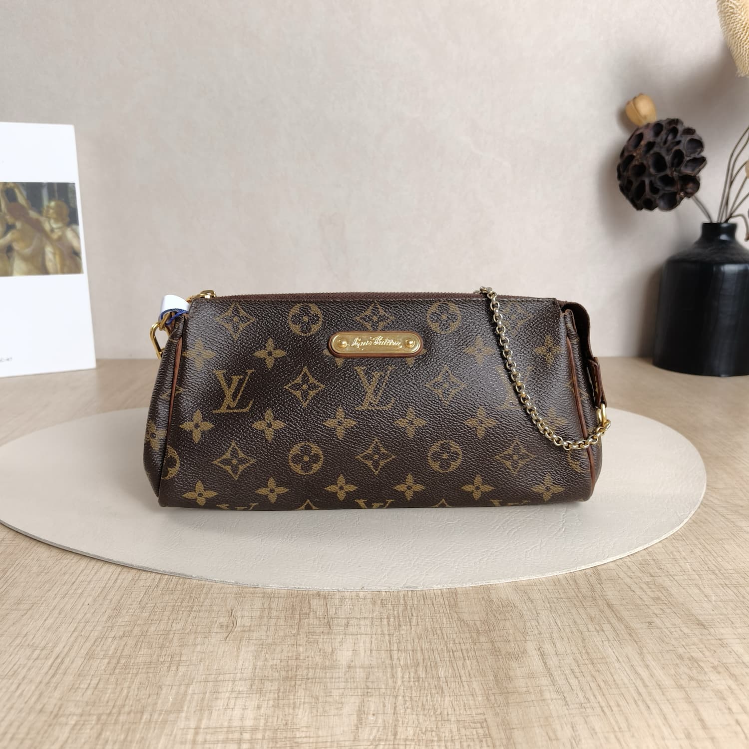 Louis Vuitton Eva Clutch Monogram — Τσαντάκι Ώμου με Χρυσή Αλυσίδα